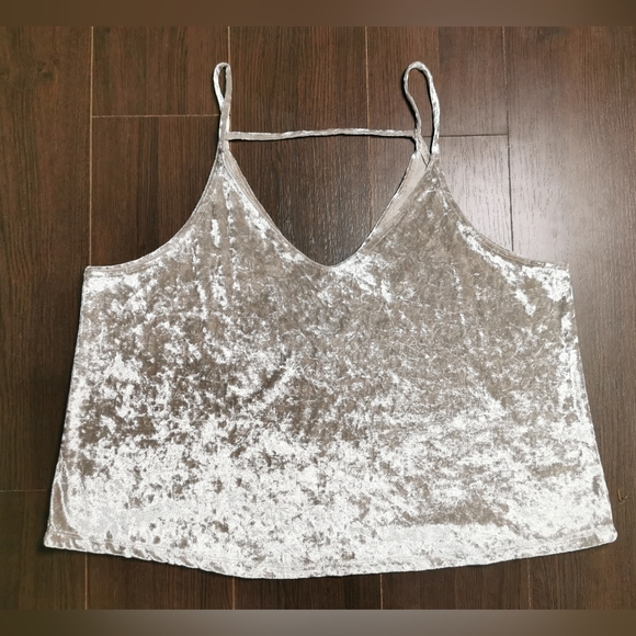 L crushed velvet tank with deep v and cross back - Picture 1 of 4
